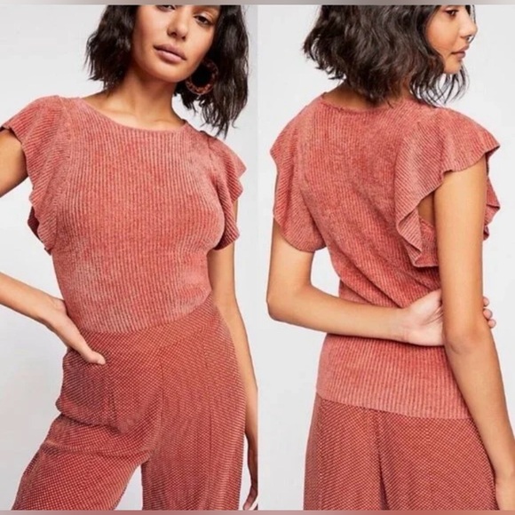 Free People- Nikita Ruffle Sleeved Top: Rosie - Like New - Size: Small - Picture 1 of 7